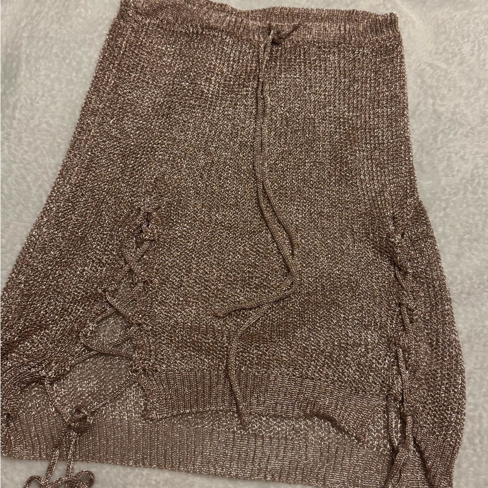 Metallic Knit 2-Piece Set (Top + Skirt) ✨ Size S/M - Picture 8 of 9